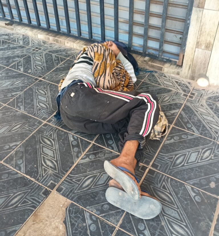 VIDA COMPLICADA E COMPLICANDO