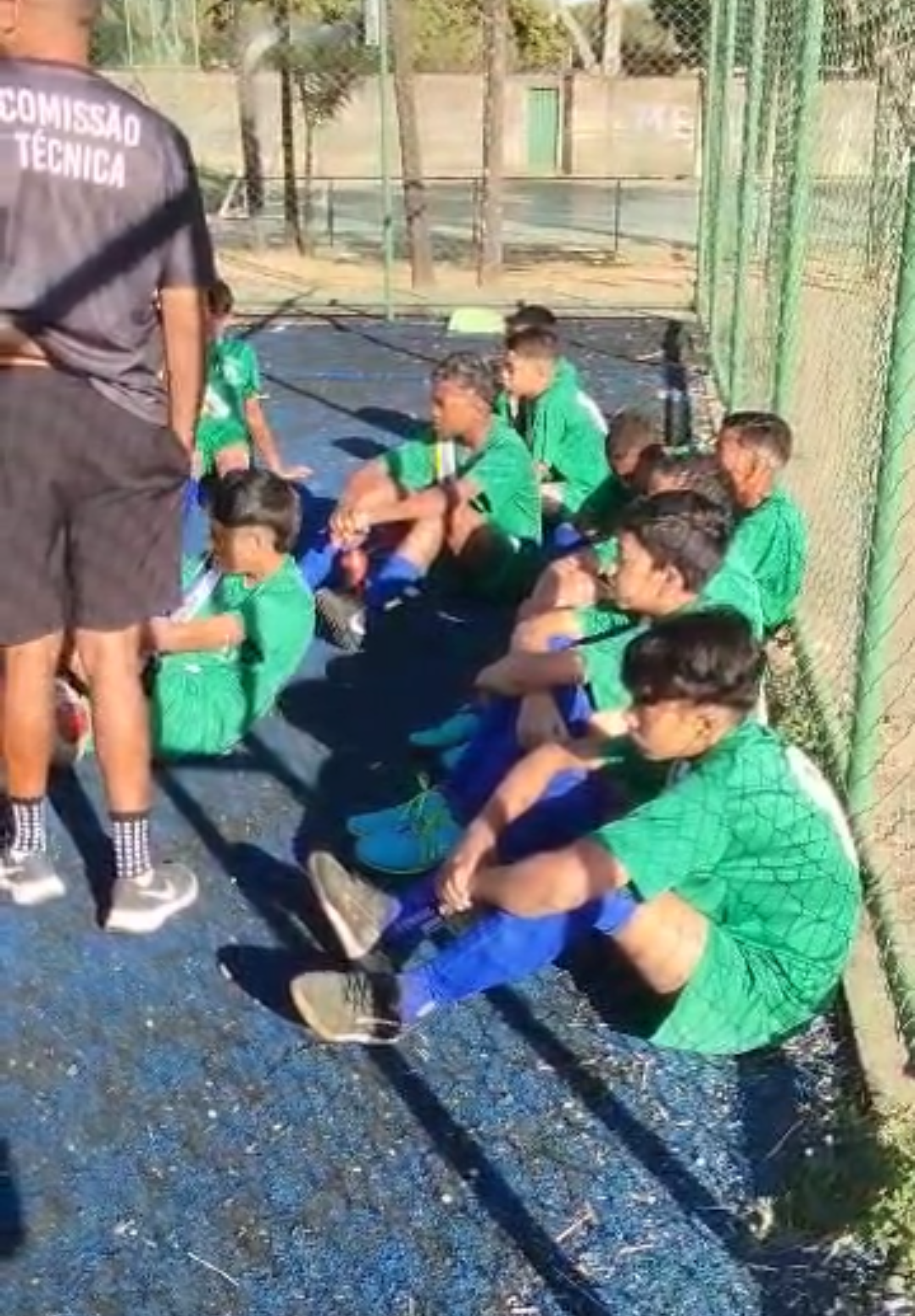 GARIMPEIROS E JOALHEIROS DE CRAQUES