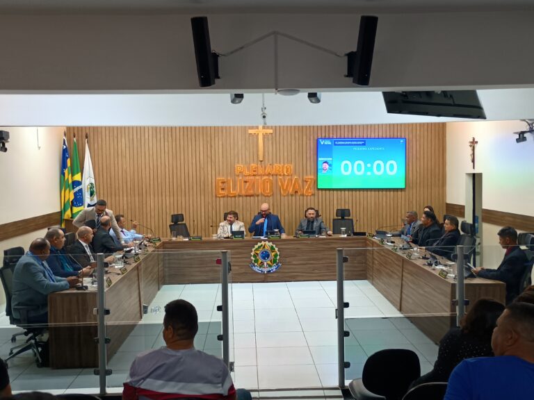 CÂMARA DE VEREADORES RETORNA ATIVIDADES