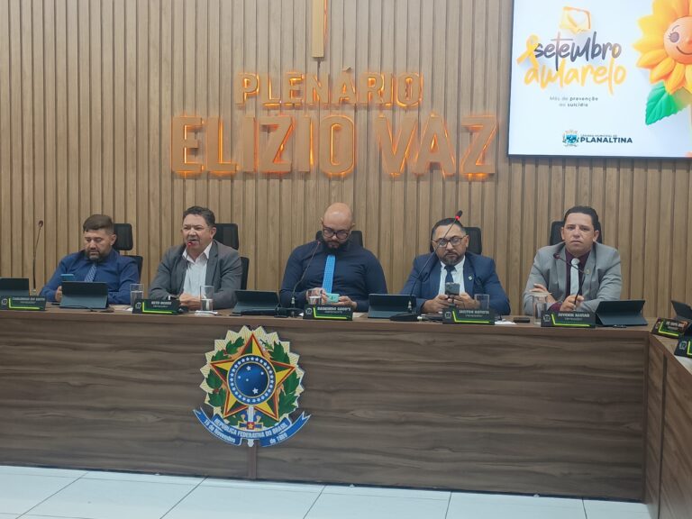 CÂMARA PLANALTINENSE DÁ POSSE A MAIS UMA MULHER