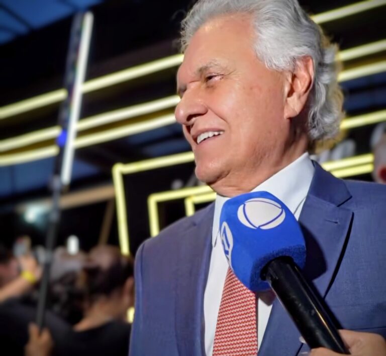 Ponto de Vista – RONALDO CAIADO ROMPE BARREIRAS