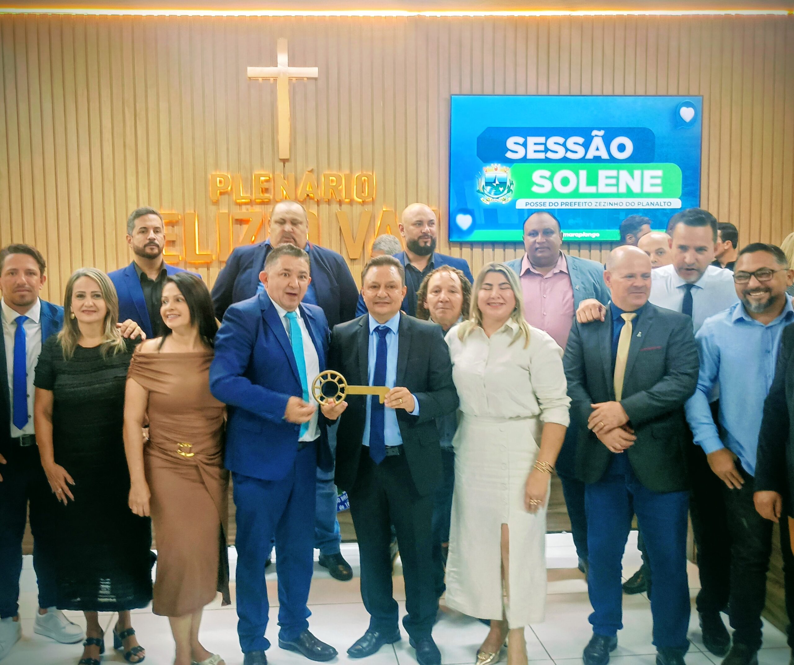 ZEZINHO DO PLANALTO ASSUME DEFINITIVAMENTE